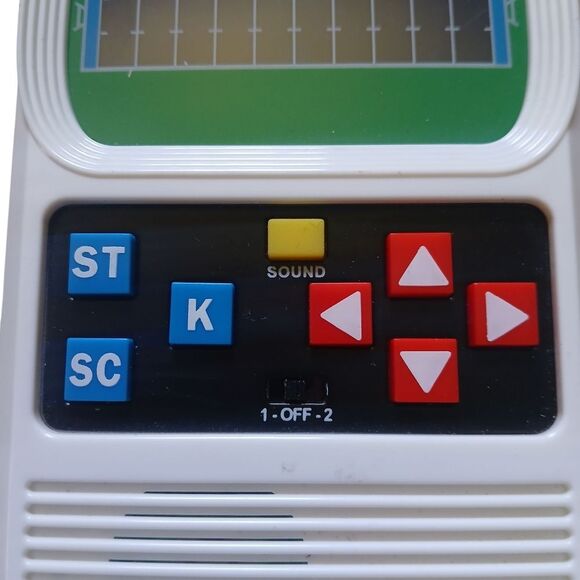 Mattel Basic Fun Classic, Retro Handheld Football Electronic Game, One Size Fits - Picture 4 of 8